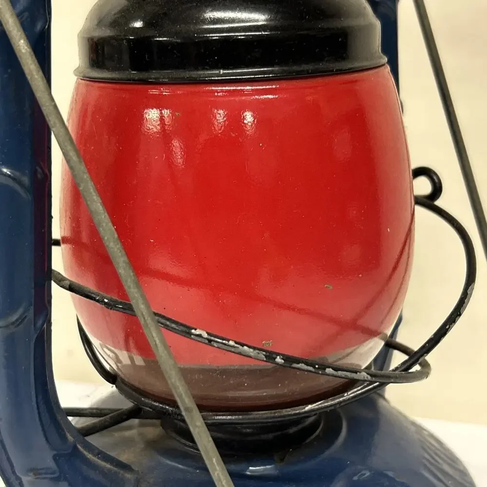 Vintage Dietz Blue Little Wizard R.R. Oil Lantern. NY RED Glass Globe